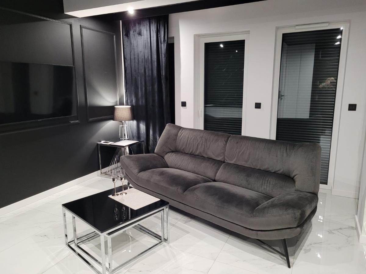 Scandal Apartament Premium Ζιελόνα Γκόρα Εξωτερικό φωτογραφία